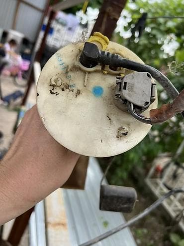 прадо 120 крышка багажника: Запчасти от Превии (Превия Превиа Previa) есть только все что на фото — 5