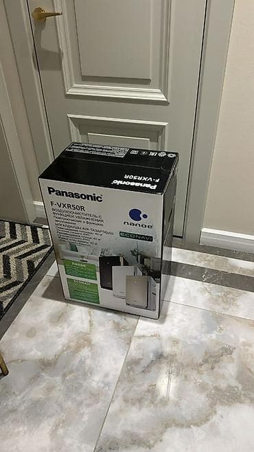 Воздухоочиститель Panasonic Напольный, 35-40 м², НЕРА