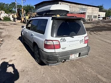 полки на спринтер: Subaru Forester: 2000 г., 2 л, Автомат, Бензин, Универсал — 5