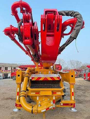 шкаф с антресолью трехдверный: Бетононасос, Sany — 3