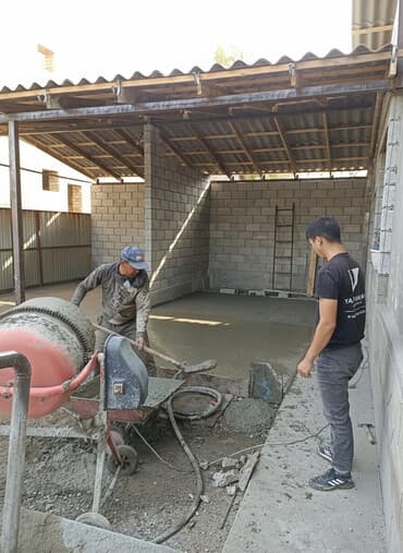 Услуги по устройству бетонных полов и площадок - Заливка монолитных