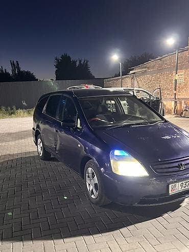 gak aion s: Honda Stream: 2002 г., 2 л, Автомат, Бензин, Универсал — 4