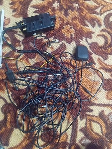 gps купить: GPS/ГЛОНАСС-трекер для авто с внешней антенной и комплектом проводки — 1