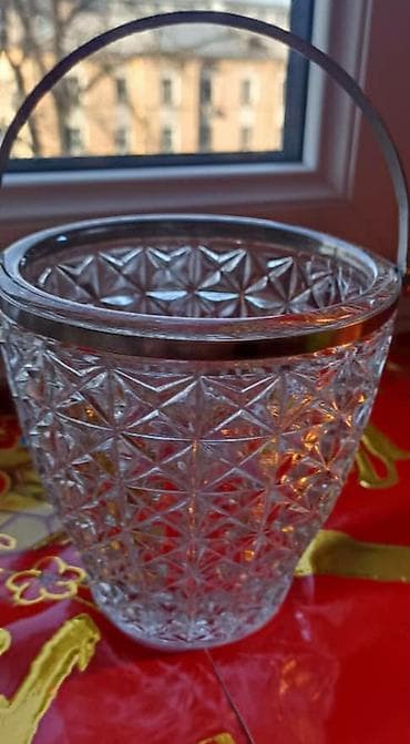 антикварные картины: Хрустальные вазы- ведёрки Винтаж, СССР. Состояние новых. Цена за два — 2