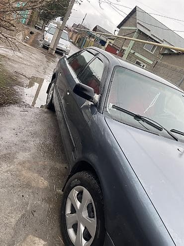 двер на ауди 100: Audi 100: 1992 г., 2 л, Механика, Бензин, Седан — 4