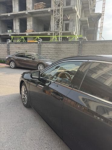 lexus 2019: Lexus ES: 2019 г., 2.5 л, Вариатор, Гибрид, Седан — 7