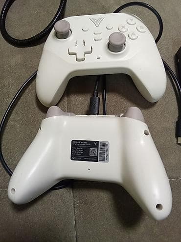 Проводные геймпады Flydigi (модель: Dream One Gaming Controller)