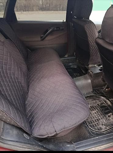 wv т4: Volkswagen Passat: 1991 г., 1.8 л, Лифтбек — 6