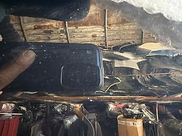 Автохимия: Дверь Передняя правая Kia, Б/у, Оригинал — 2