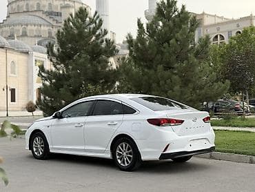 roewe ei5 2021: Hyundai Sonata: 2021 г., 2 л, Автомат, Газ, Седан — 2