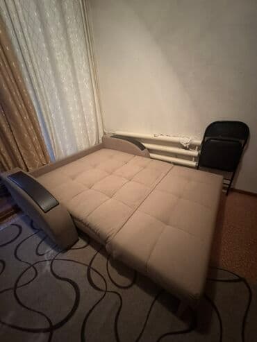 2 х местный раскладной диван: Раскладной диван, Б/у — 1