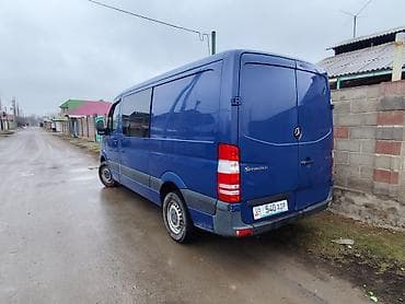 мерседес лупарик 3 2: Легкий грузовик, Mercedes-Benz — 6