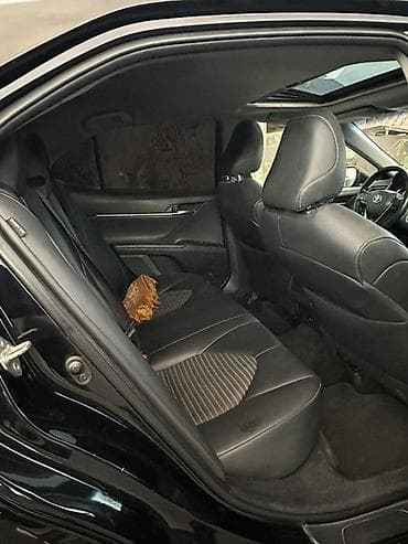 byd e2 2023: Toyota Camry: 2019 г., 2.5 л, Автомат, Бензин, Седан — 6