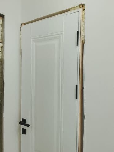 установка межкомнатных дверей: Сырткы Брон,ички межкомнатные эшик орнотобуз.Замок салабыз .установка — 11