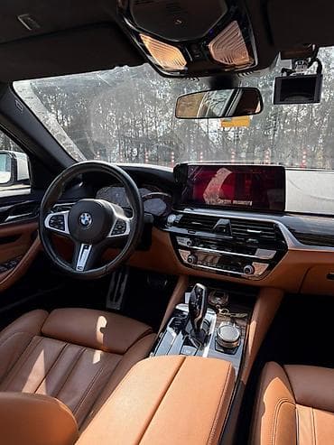 e60 m5: BMW 520: 2021 г., Бензин, Седан — 7