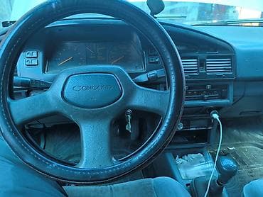 deepal so7: Daewoo Prince: 1995 г., 1.8 л, Механика, Бензин, Седан — 2