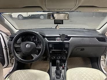 шкода: Skoda Octavia: 2017 г., 1.6 л, Автомат, Бензин, Седан — 7