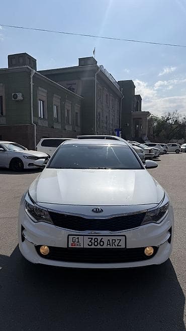 Kia K5: 2017 г., 2 л, Автомат, Газ, Седан