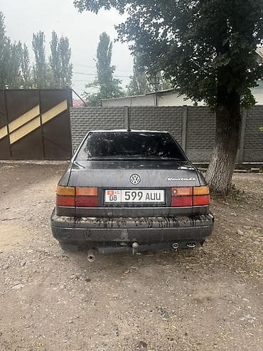 rf 2: Volkswagen Vento: 1992 г., 1.8 л, Механика, Бензин, Седан — 1