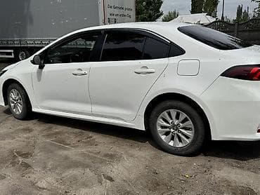 Toyota: Toyota Corolla: 2020 г., 1.3 л, Вариатор, Бензин, Седан — 3