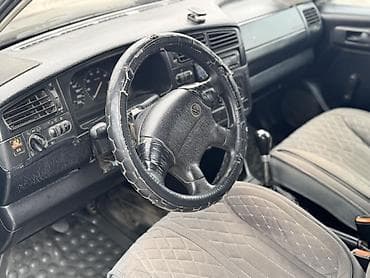 обшивка гольф 3: Volkswagen Golf: 1995 г., 1.8 л, Ручные, Бензин, Универсал — 7