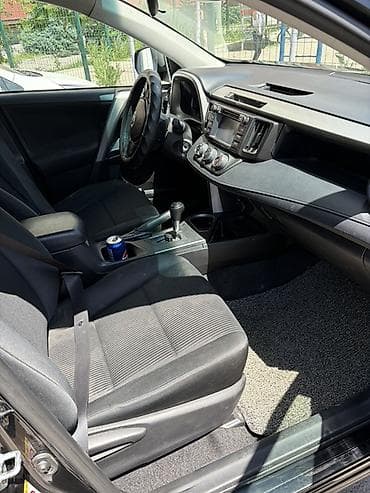 тайота в: Toyota RAV4: 2017 г., Бензин, Кроссовер — 5