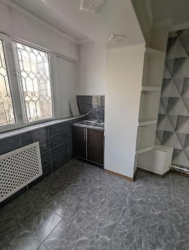 Квартиры: 5 и более комнат, 191 м², Индивидуалка, 5 этаж, Косметический ремонт — 9
