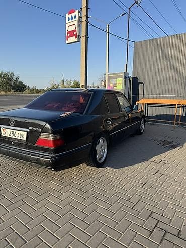 Mercedes-Benz W124: 1995 г., 2.8 л, Механика, Бензин, Седан — 10
