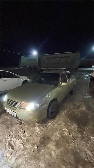 uz fe: Daewoo Nexia: 2010 г., Седан — 2