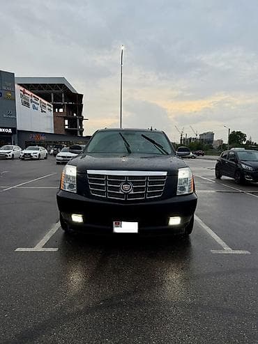 машина в идеальном состоянии: Cadillac Escalade: 2009 г., 6 л, Автомат, Бензин, Внедорожник — 2