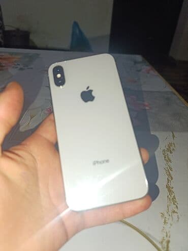 электронный коран: IPhone X, Б/у, 256 ГБ, White Titanium, Зарядное устройство, Защитное стекло, Чехол, 100 % — 1