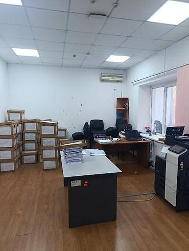 Коммерческая недвижимость: Аренда офисов, 456 м², В жилом комплексе, 1 линия, С отдельным сан узлом, С системой безопасности — 5