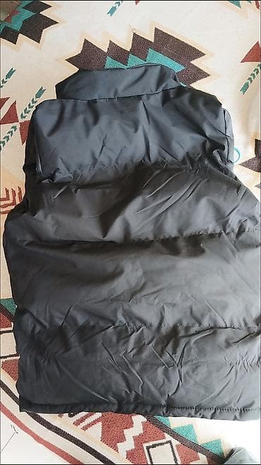 Лосиналар, леггинсылар: Утеплённый жилет черного цвета - Универсальный базовый дизайн без lalafo.kg да — 3 Лосиналар, леггинсылар: Утеплённый жилет черного цвета - Универсальный базовый дизайн без — 3