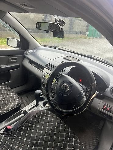 Транспорт: Mazda 3: 2003 г., 1.3 л, Автомат, Бензин, Хетчбек — 8