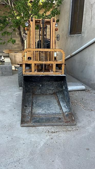 Погрузчик, Komatsu, Колесный, Вилочный — 2