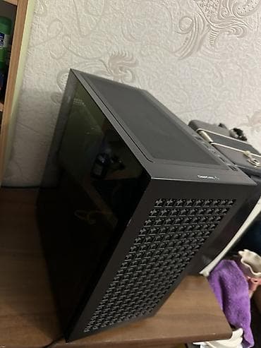 mac studio: Компьютер, ядер - 6, ОЗУ 32 ГБ, Игровой, Б/у, Intel Core i5, AMD Radeon RX 5700, SSD — 4