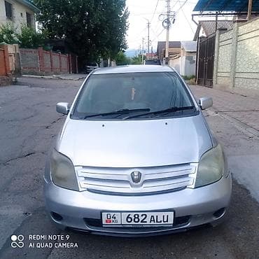 mazda kronos: Toyota Ist: 2004 г., 1.5 л, Автомат, Бензин, Хэтчбэк — 4
