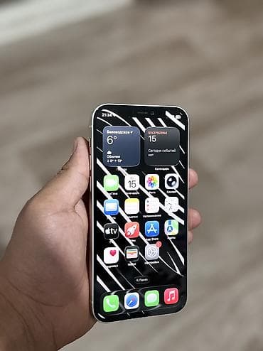 для микрофона: IPhone 12, Б/у, 256 ГБ, Белый, Зарядное устройство, Чехол, 100 % — 5