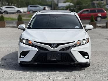 Toyota Camry: 2019 г., 2.5 л, Автомат, Бензин, Седан