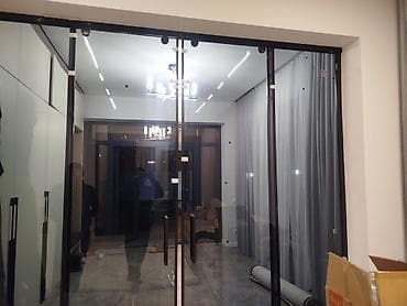 перепе: Перегородки и кабины для душевых из закалённого стекла УСТАНОВКА — 5