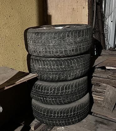 Унаа: Комплект из 4 летних шин б/у состояние отличное👍🏻на литых дисках — 1