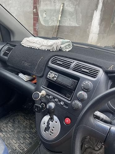 расрочка фит: Honda Civic: 2002 г., 1.5 л, Автомат, Бензин, Хэтчбэк — 9