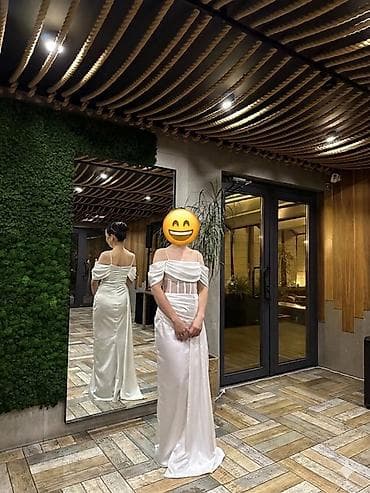 белый платя: Белое вечернее платье в актуальном стиле 44 размера Надевала всего 1 — 2