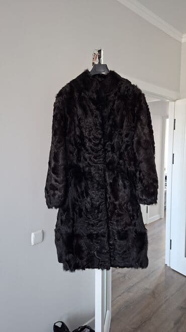кыргызские национальные платья на прокат бишкек: Шуба из натурального каракуля. Глубокий благородный чёрный цвет — 2