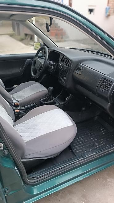 tesla model 3: Volkswagen Golf: 1996 г., 1.8 л, Механика, Бензин, Хэтчбэк — 4