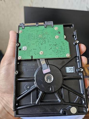 second caddy hdd: Жесткий диск Seagate Barracuda 3.5" 2ТБ - 2000ГБ - Модель — 2