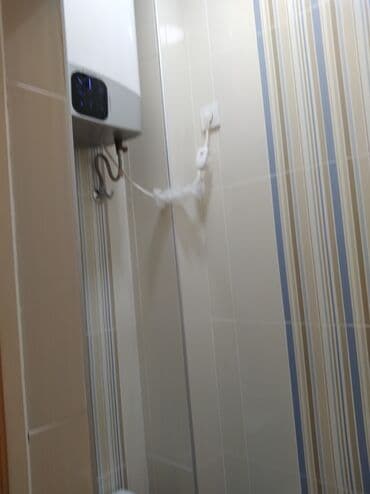 квартиры посуточно в бишкеке в районе филармонии: 1 комната, Банные принадлежности, Телевизор, Круглосуточное заселение — 8