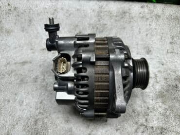 Генератор Subaru 2005 г., Б/у, Оригинал, Япония