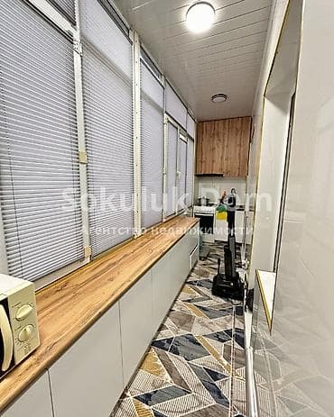 квартиры рядом: 2 комнаты, 56 м², 4 этаж — 1