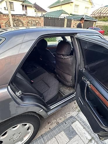 mers e124: Mercedes-Benz W124: 1993 г., 2.2 л, Автомат, Бензин, Седан — 9